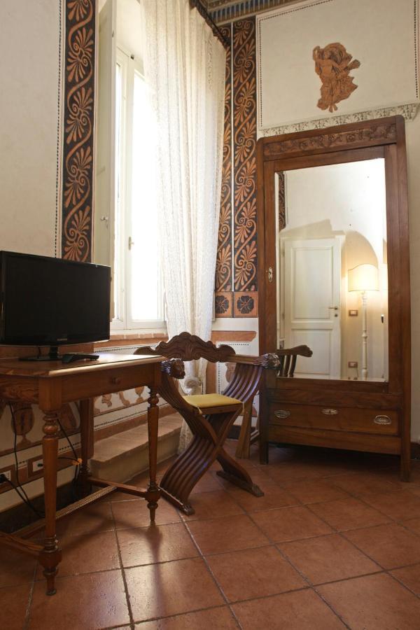 Antica Residenza Cicogna Bed & Breakfast Siena Exterior photo